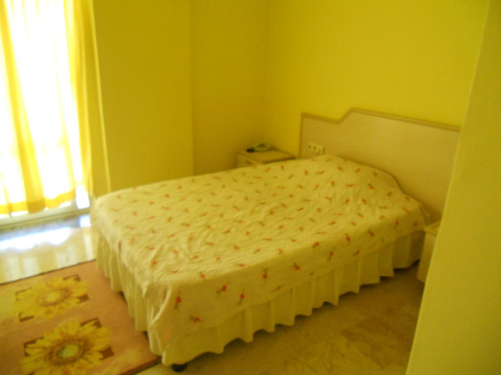 Baris Hotel Erdemli Номер фото